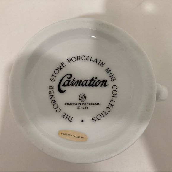 THE CORNER STORE PORCELAIN VINTAGE MUG COLLECTION CARNATION MILK MUG - 8oz - Picture 5 of 5